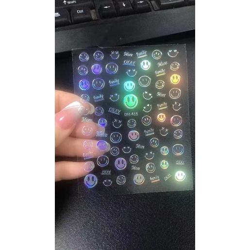 Sticker trang trí nail mã mặt cười lấp lánh mã dh415