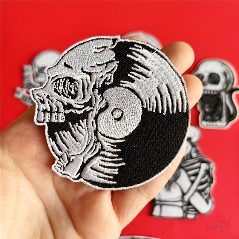 ☸ Sticker Ủi Trắng Đen Hình Đầu Lâu ☸ 1 Sticker Ủi Thêu Hình Huy Hiệu