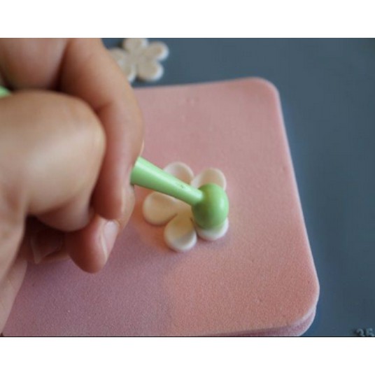 Mút xốp nhấn tạo hình