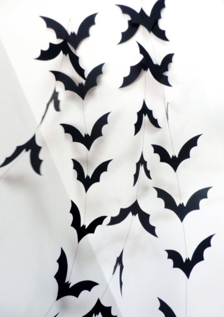DÂY TREO CON DƠI - Bat Garland