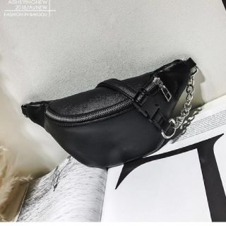 Túi bao tử đeo chéo XCHAN