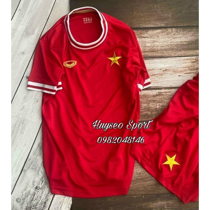 Set quần áo bóng đá Đội tuyển Việt Nam mẫu mới 2021 - Hàng unisex nam nữ mặc thoải mái