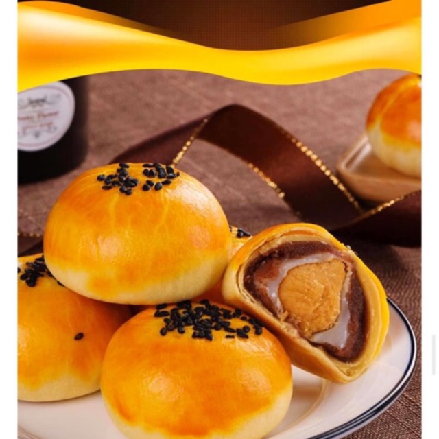 Combo 10 đậu đỏ 10 khoai môn ( nhân trứng muối)