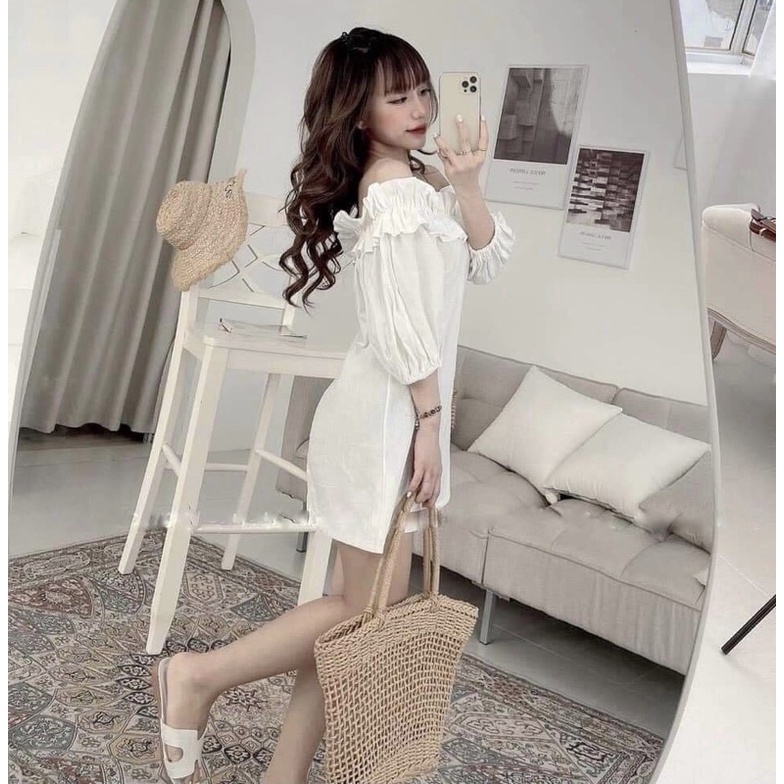 Váy Trễ Vai Nàng Thơ Bèo Cổ Màu Trắng Dáng Suông