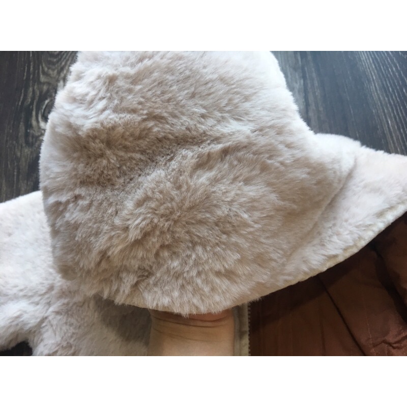 Áo khoác lông Zara dư xịn cho bé