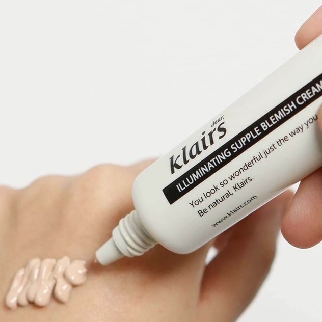 Kem nền trang điểm Dear, Klairs Illuminating Supple Blemish Cream giúp cấm ẩm và làm căng mịn làn da 40ml