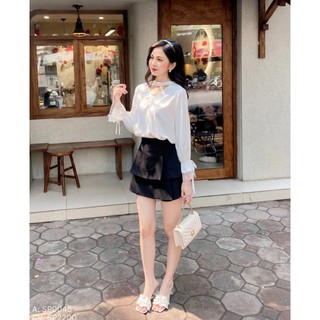 Áo sơ mi tay lửng cổ tim