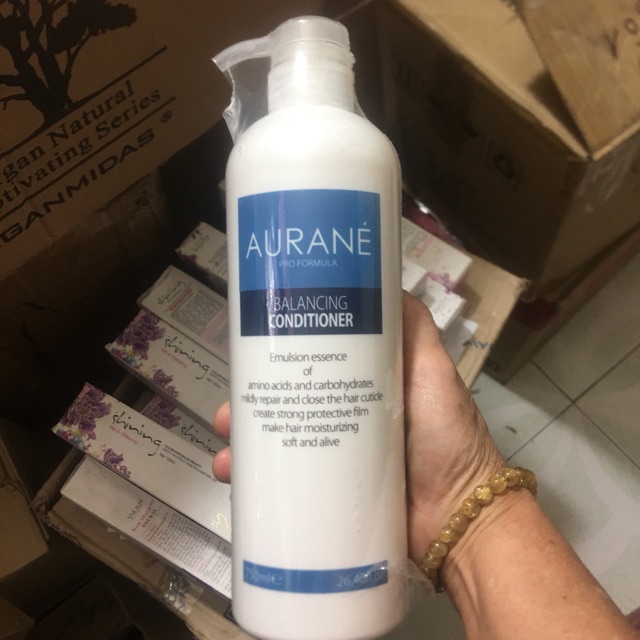 Dầu xả dinh dưỡng Aurane Balancing Conditioner cho mọi loại tóc 750ml