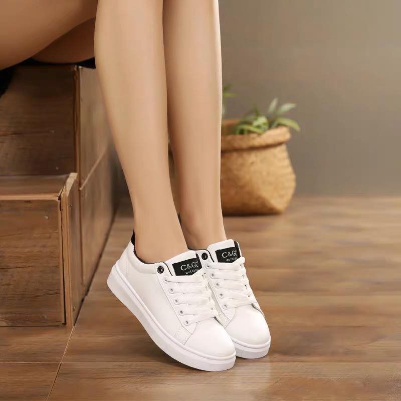 [Mã FAXANH245 giảm 10K đơn 50K] Giày thể thao nữ tone trắng thời trang MWC NUTT- 0304 | BigBuy360 - bigbuy360.vn