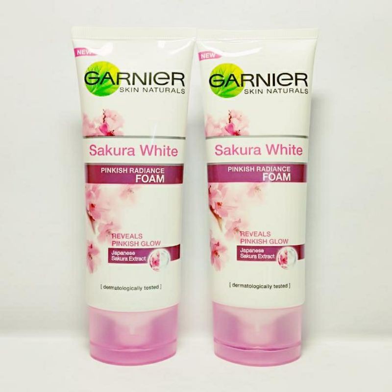 Sữa rửa mặt Garnier Skin Naturals Sakura White 100ml