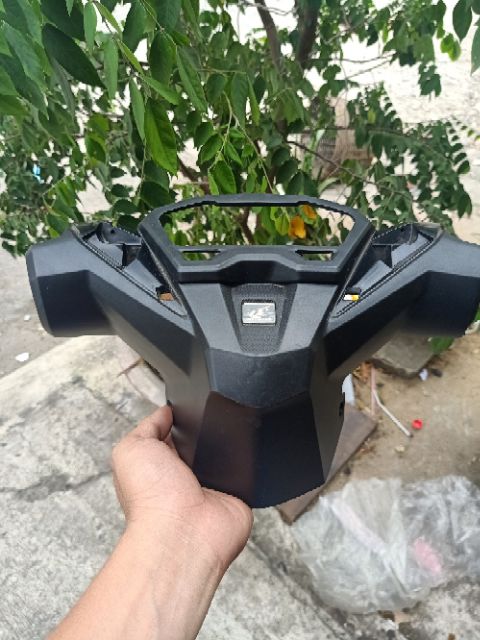 Bợ cổ vario hàng tháo xe