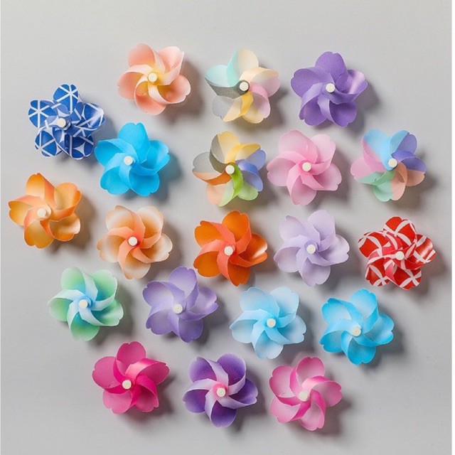 Nam châm hít dán trang trí tủ lạnh, tủ sắt, xe đạp bằng kim loại hình ảnh chong chóng có gió sẽ quay (giá 1hộp 3 cái)