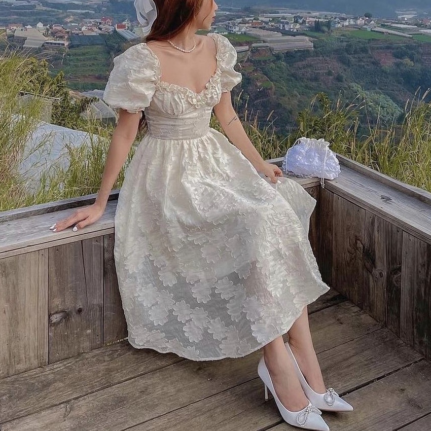 ĐẦM MIDI HOA NỔI VIỀN BÈO NGỰC TRẮNG - DA2598