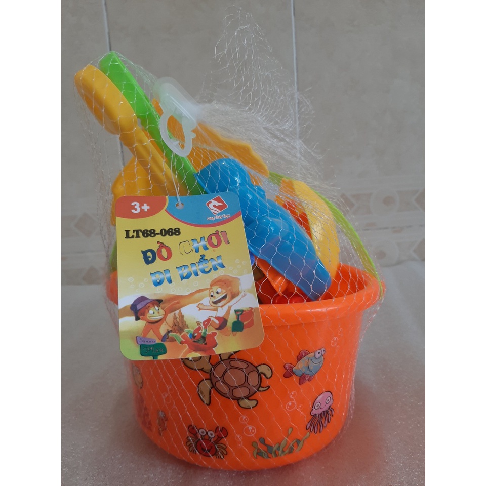 BỘ ĐỒ CHƠI ĐI BIỂN XÚC CÁT CÓ GUỒNG QUAY CHO BÉ KÈM 7 KHUÔN HÌNH  SIZE LỚN. HÀNG VIỆT NAM AN TOÀN CHO BÉ