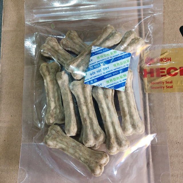 Xương găm cho chó