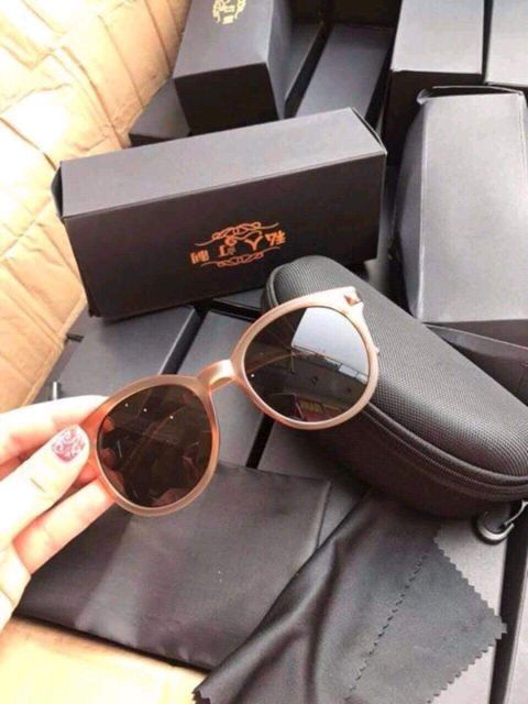 Kính nâu SIÊU HÓT 2019 MÃ 111_Kính nâu thời trang siêu hót chống ắng chống bụi | BigBuy360 - bigbuy360.vn