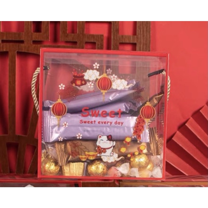 10 hộp mica đựng bánh kẹo kt 14x14x7cm mẫu mèo tài lộc