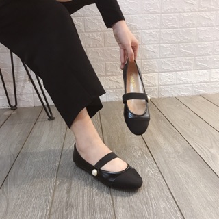 Búp bê quai ngang ngọc