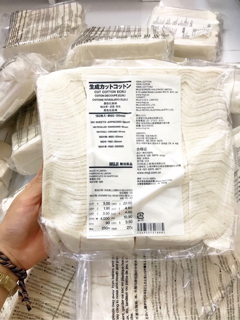 BÔNG TẨY TRANG HỮU CƠ MUJI