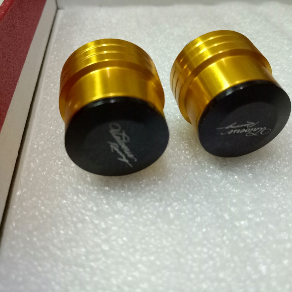 Ốc kiếng - ốc heo dầu có nắp đậy 10 ly (giá 1 cặp)