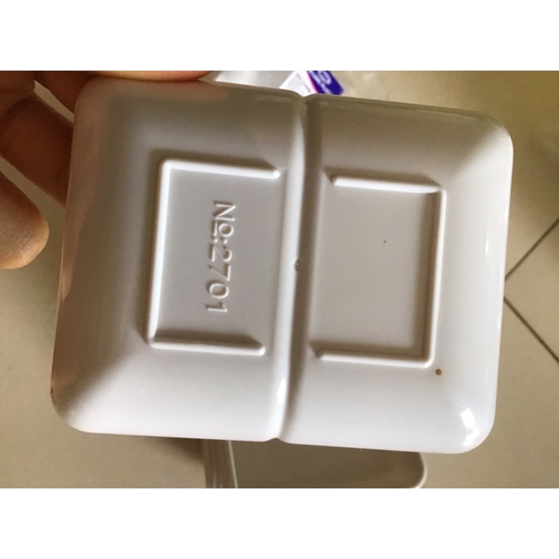 Đĩa chấm 2 ngăn màu trắng nhựa Song Long