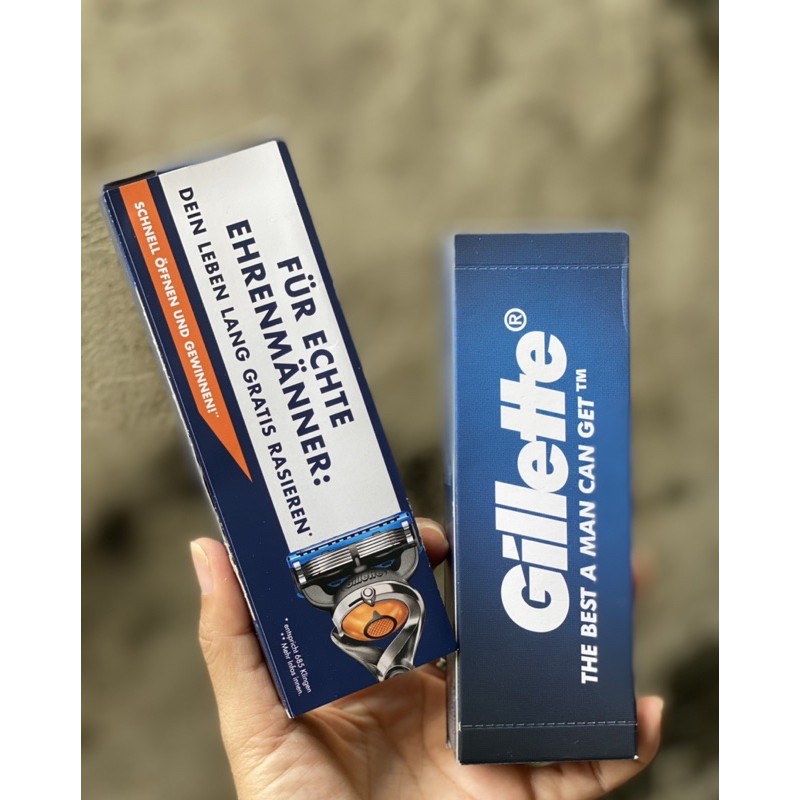 Dao cạo râu Gillette Fusion 5 ProGlide . Made in Germany .