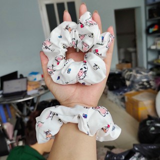 Buộc tóc scrunchies