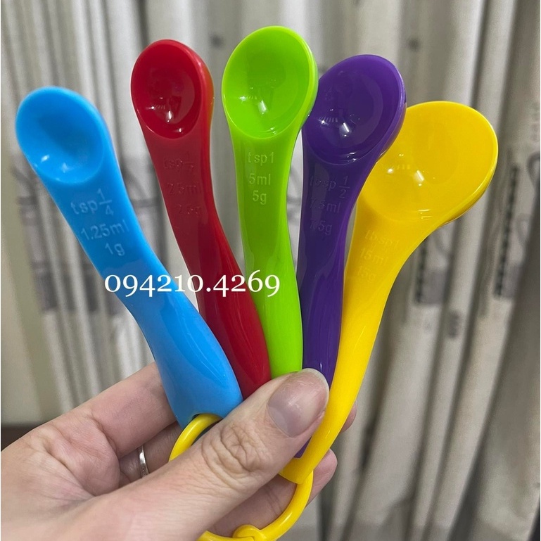 Bộ Thìa Đong Nhà bếp 5 Cái ĐỦ SIZE Tiện Lợi Kèm Móc Treo- DÙNG ĐONG BỘT/SỮA/GIA VỊ BẰNG NHỰA AN TOÀN