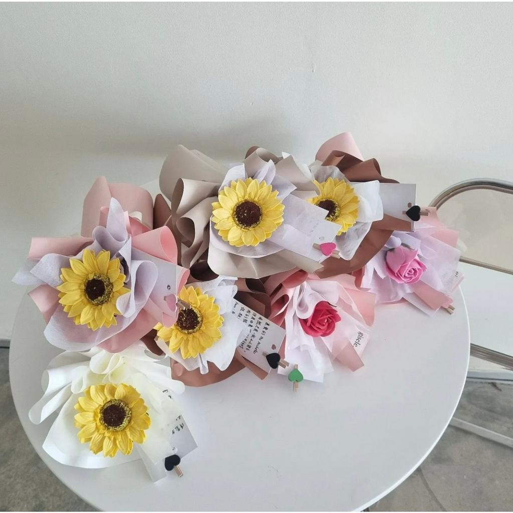 Bó 1 bông hồng mix , quà tặng ý nghĩa cá ngày lễ, kỷ niệm