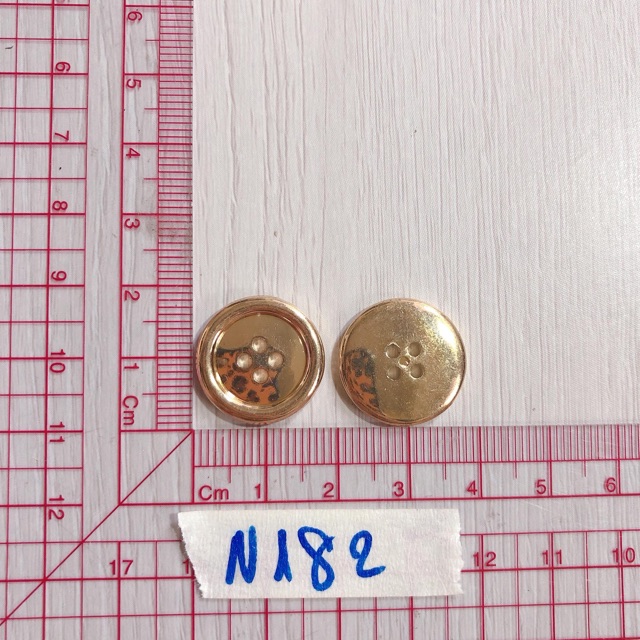 Combo 10 nút áo tròn hình N182-185