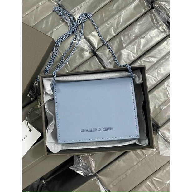 Túi đeo chéo mini Charles & Kieth