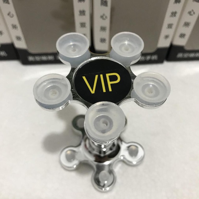 Giá Đỡ Điện Thoại Hít Chân Không Trên Ô Tô | BigBuy360 - bigbuy360.vn