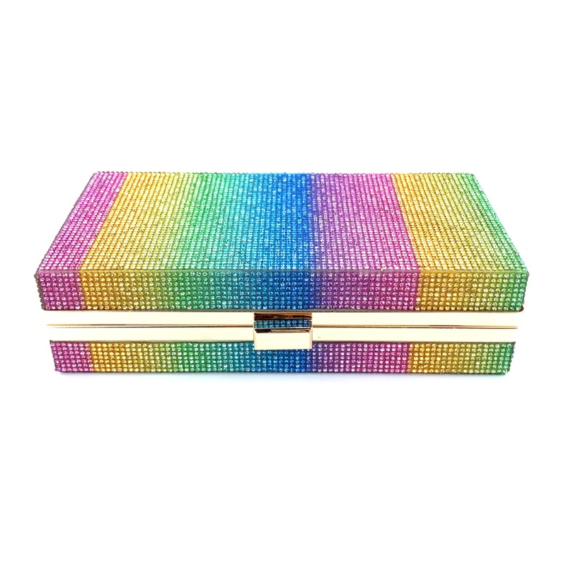 Ví Cầm Tay Đính Đá Lấp Lánh Sang Trọng