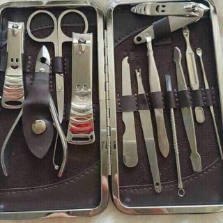 👉Bộ kìm bấm móng 12 chi tiết