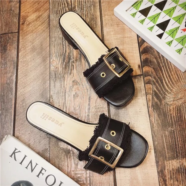 Hàng order Dép quai to