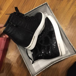 Giày sneaker độn đế 7cm