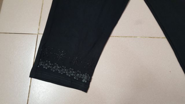 Quần ngố trung niên đính đá đẹp