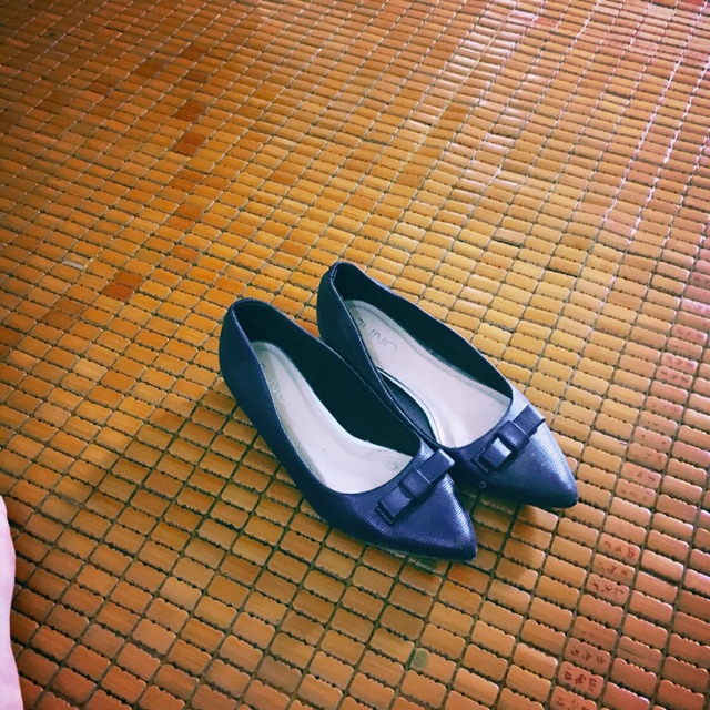 Pass đôi juno mới đi 1 lần 200k size 37-38