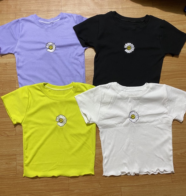 Áo croptop thun gân 4 chiều in hoa (Video) | BigBuy360 - bigbuy360.vn