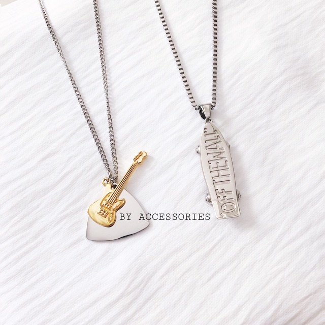 Dây chuyền titan đàn guitar và ván trượt Vương Nhất Bác không gỉ