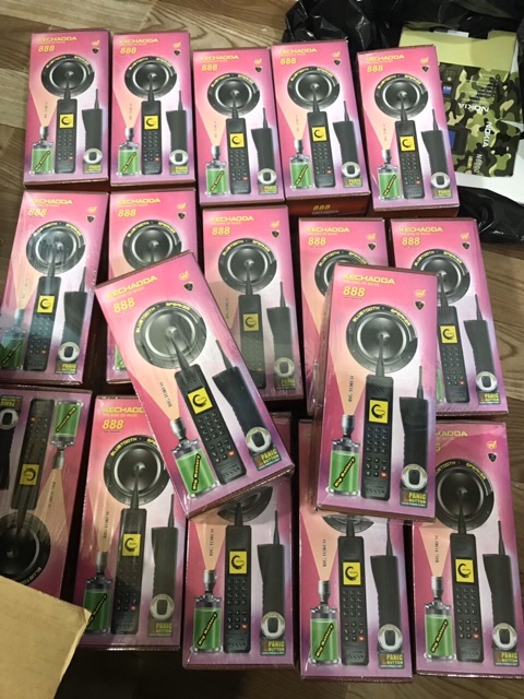 Điện Thoại Kechaoda K888 3 Sim 3 sóng có chức năng sạc pin cho máy khác | BigBuy360 - bigbuy360.vn