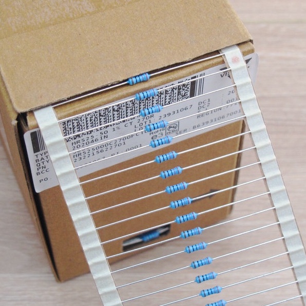 Điện trở vạch màu 270R 1/4W kích thước 2.5 x 6.5mm