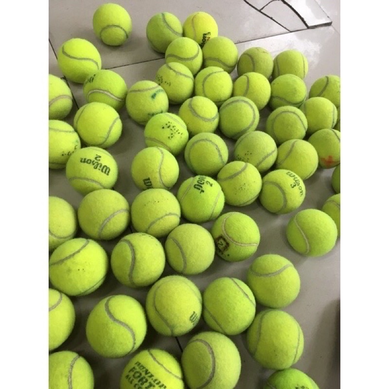 Bóng tennis đã qua 1 lần sử dụng