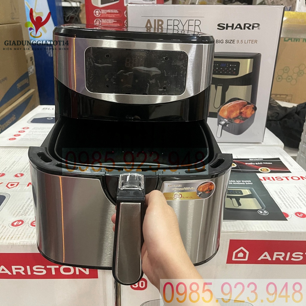 Nồi Chiên Không Dầu Điện tử Sharp KS96 9.5 Lít (T9-New2021) - Dung Tích Siêu Lớn, Bảo Hành 12 Tháng, vừa con gà 3kg