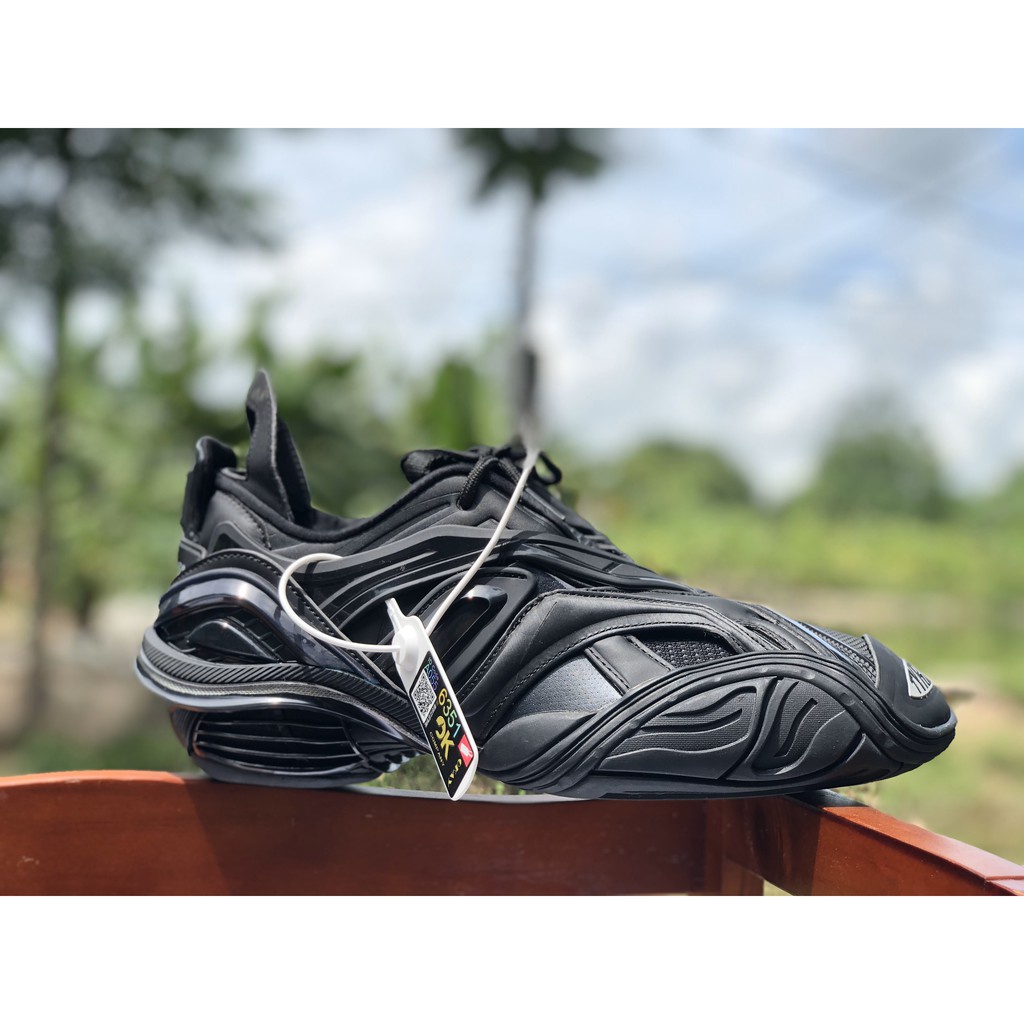 Giày thể thao cao cấp TRACK TYREX Đen