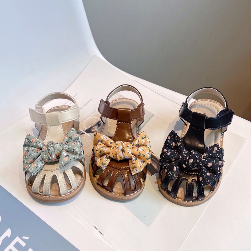 Giày dép xăng đan quai hậu búp bê nơ bịt mõm thời trang hè 2022 size 22-26 từ 1-4 tuổi