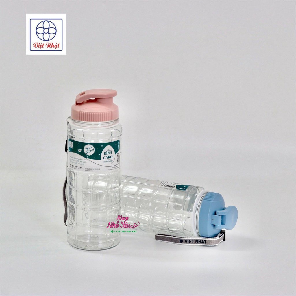 Bình nước kẻ caro Việt Nhật 750ml - Bình nước nhựa kẻ caro học sinh có quai dù treo tiện lợi