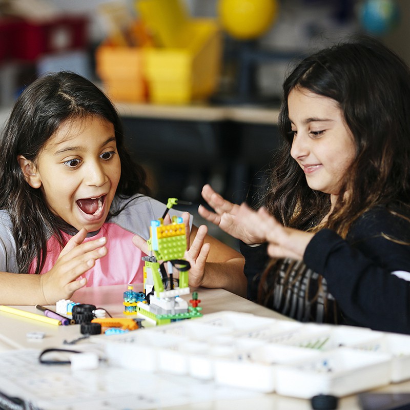 LEGO EDUCATION Bộ Kỹ sư Rô bốt Wedo MILO 45300