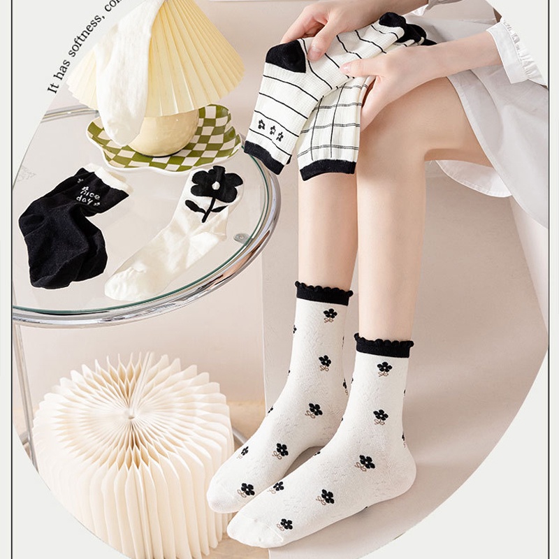 Tất vớ nữ trắng đen cổ cao thiết kế hình hoa dễ thương phong cách Nhật Hàn hottrend 2022 thời trang thu hè ABICA TD046