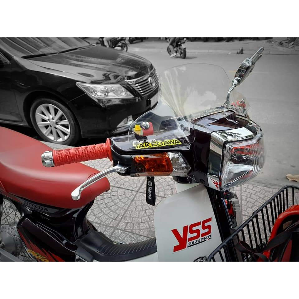 #15 Kính chắn gió xe Honda Dream EX5